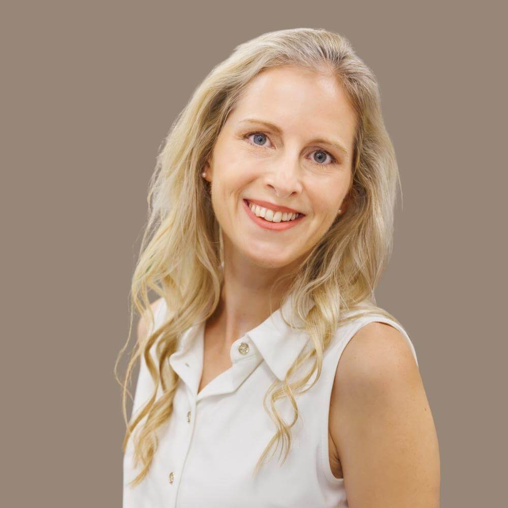 Expert QUOTE MOBILE IMAGE 1000 x 1000 Dr Kate