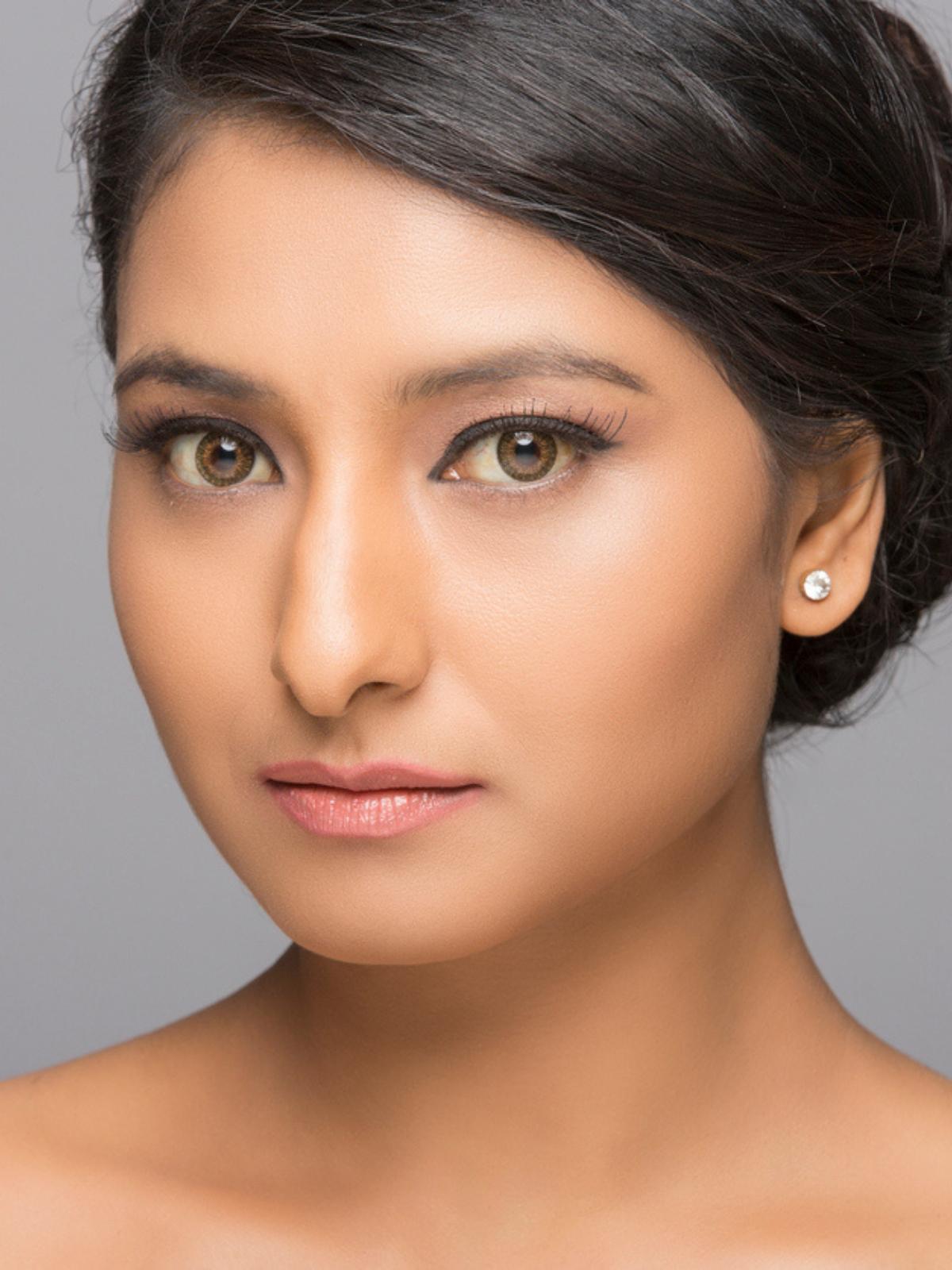 Shopify_Hero_Mobile_1200_x_1600_Advanced_Skincare_1